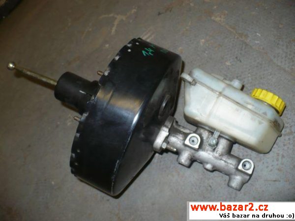 Škoda Fabia - posilovač brzd, válec