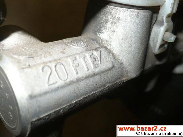 Škoda Fabia - posilovač brzd, válec