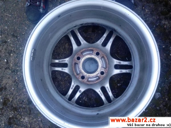 Alu kola R15