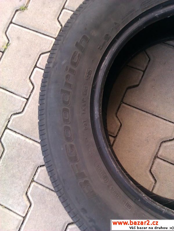 BF Goodrich Traction T/A 215/65/16