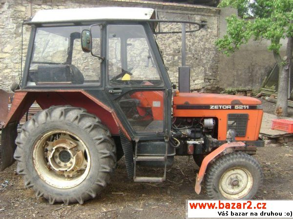 Traktor Zetor 5211