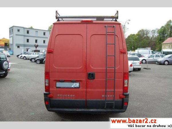 Boxer, 74, r.v. 2004, najeto 154000 km, barva