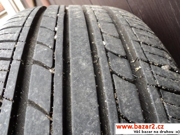 215/65 R16