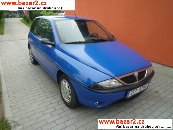 Lancia Y  1.2 r.v.2001.el.okna servo-