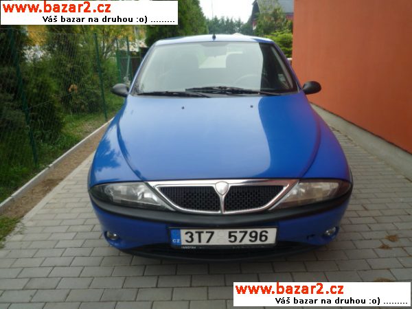 Lancia Y  1.2 r.v.2001.el.okna servo-