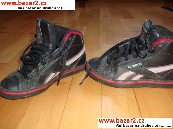 reebok dětské- VELIKOST: 28