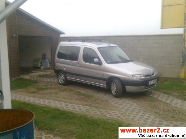 Peugeot 1,6 LPG r. v. 2002