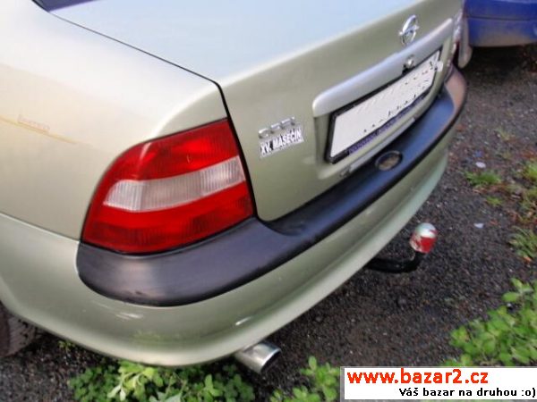 Opel Vecta na náhradní díly