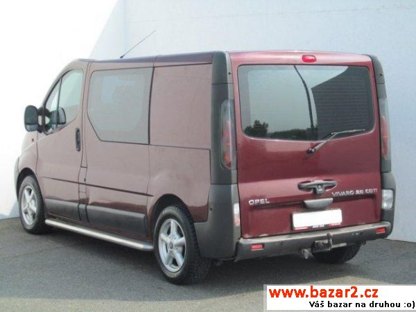 Opel Vivaro, 2.5