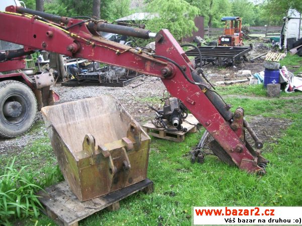 Bagr DH 113 Praha