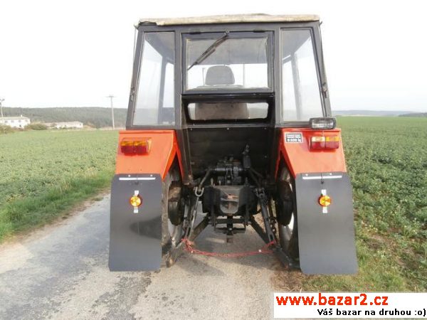 Zetor 5711, r.v. 1977, barva červená, Bez dokladů.