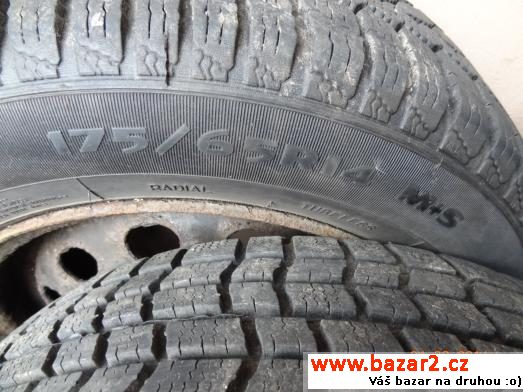 Prodám 4ks zimní pneu 175/65 R14