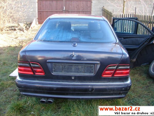 Mercedes benz E300