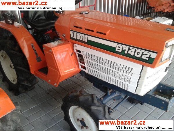 malotraktor Kubota B1402 4x4