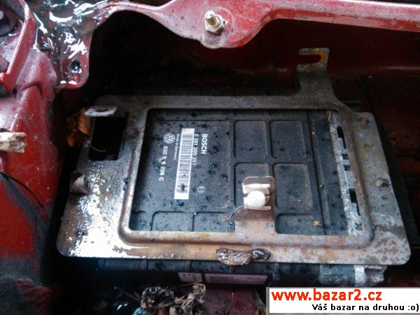 Prodám díly z VW Golf III 