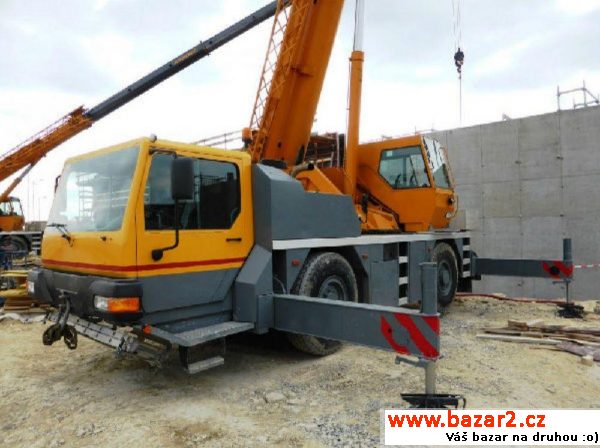 Liebherr LTM 1030/2 30T jeřáb  205kW, r.v. 2001,