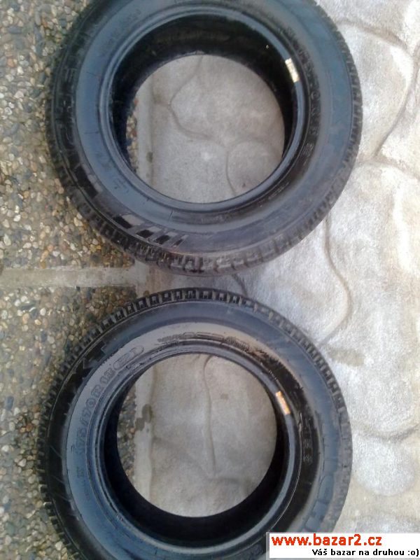 Pneu Michelin 175/70 R13