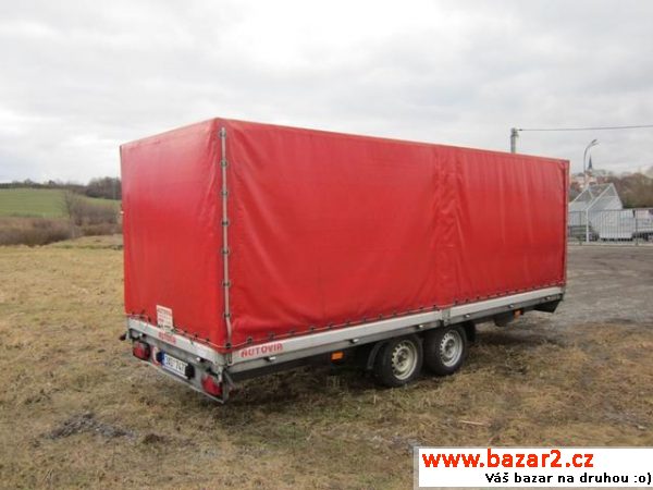 Autovia KAR 21V, r.v. 2010, barva červená,