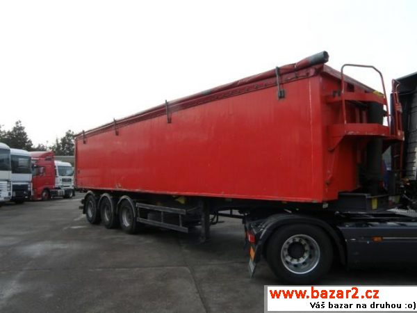 Benalu Optiliner 50m3, r.v. 2008, barva červená,