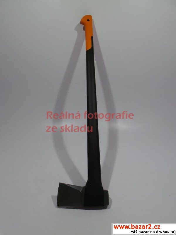 Sekera Fiskars X 27