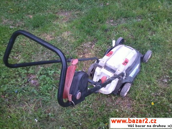 Sekačka elektrická Black and Decker
