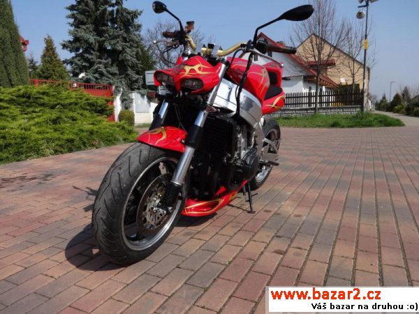 přestavbička Honda CBR 900RR