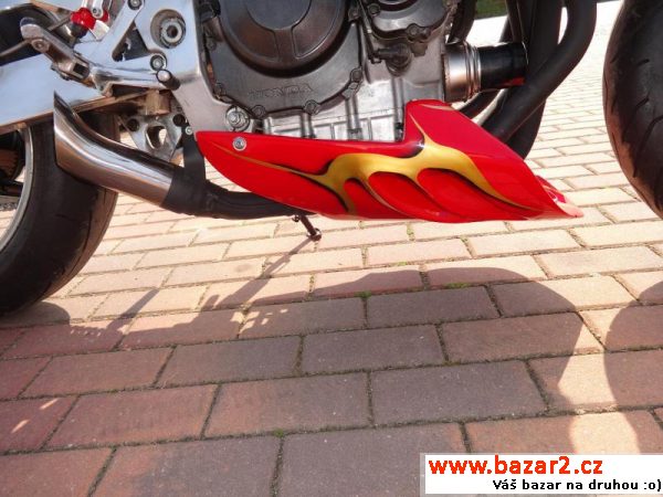 přestavbička Honda CBR 900RR