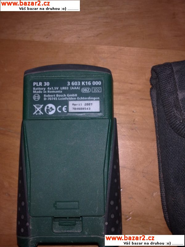  BOSCH laserový metr PLR30