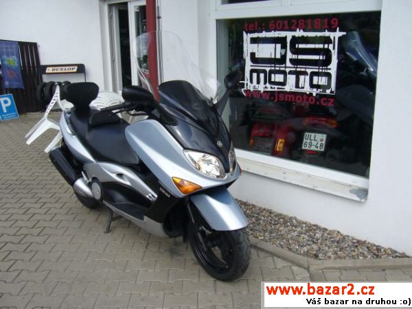 Yamaha T-MAX 500