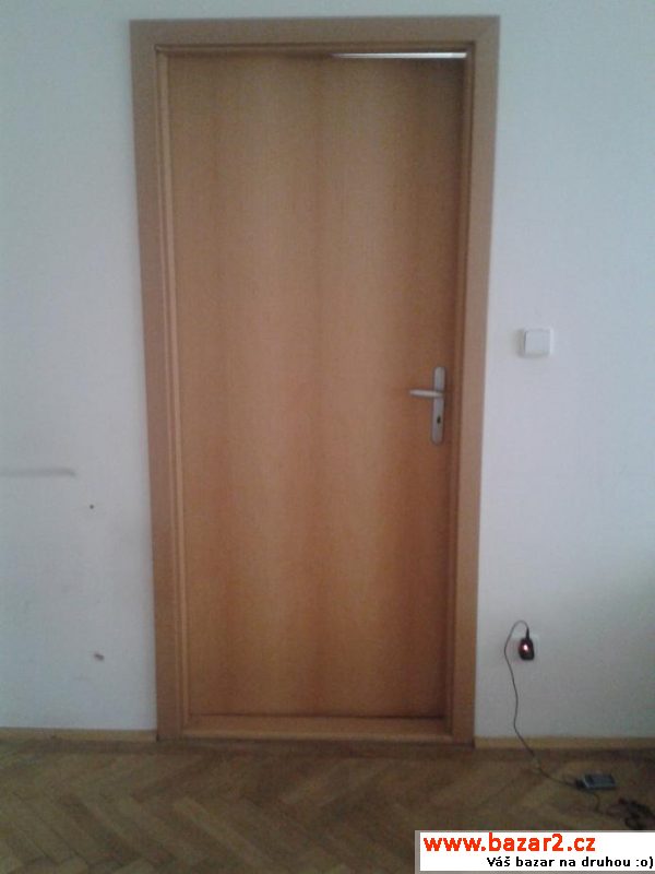 Prodám pokojové dveře