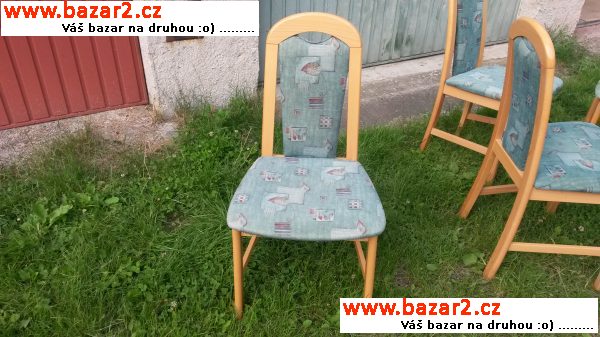 ČALOUNĚNÉ ŽIDLE