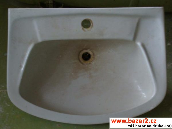 Umyvadla daruji za odvoz