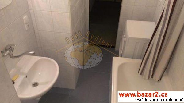Byt 2+kk, 55 m2, nábytkem nevybavený, Praha 3,