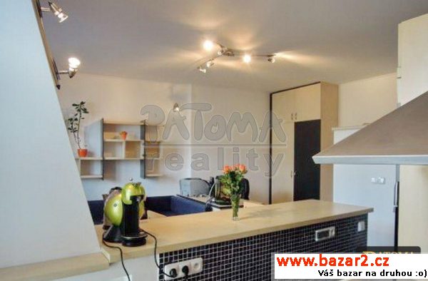 Prodej kompletně zrekonstruovaného bytu 1+kk, 37m2