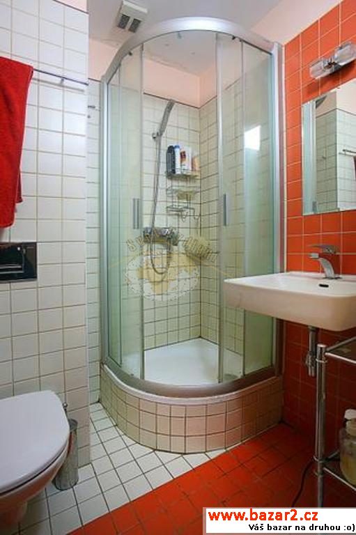Byt 2+kk, 47 m2, kompltně vybavený, Praha 10,