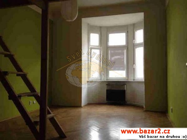 Byt 2+kk, 50 m2, částečně zařízený, Praha 7,