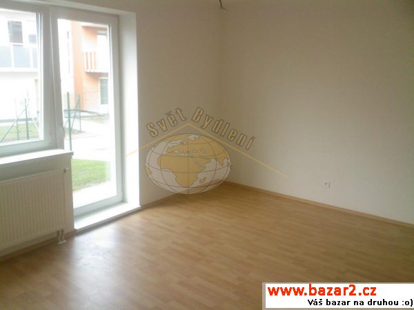 novostavba 1+kk, 37m2 +  45m2 předzahrádka, krásný