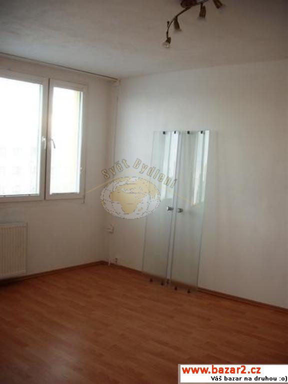 Byt 1+kk, 27 m2, částečně zařízený, Praha 9,