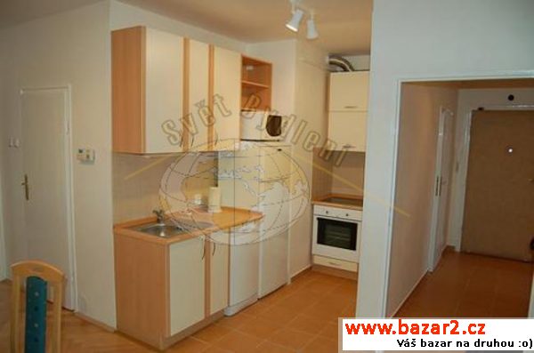 3+1,85m2, neprůchozí pokoje, moderně zařízeno, 3