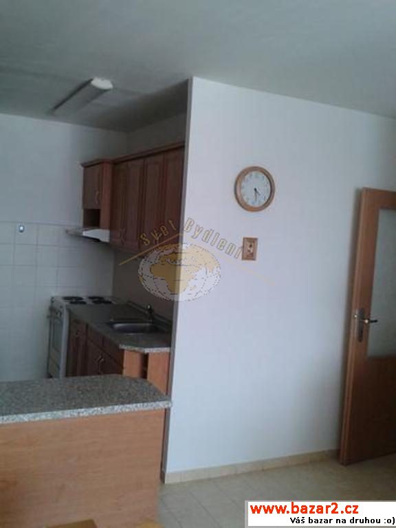 Byt 2+kk, 45 m2, komletně vybavený, Praha 5,