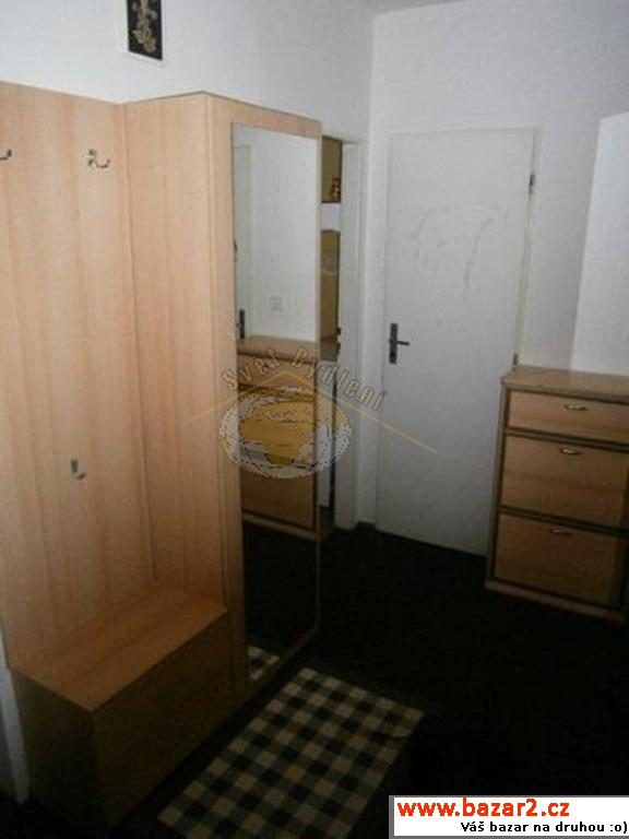 Byt 2+kk, 39 m2, kompletně zařízený, Praha 9,
