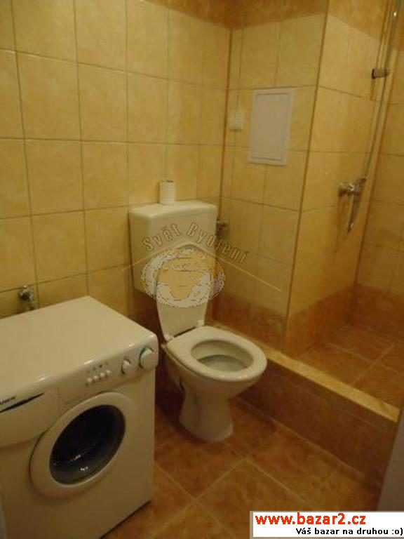 Byt 1+kk, 28m2, částečně vybavený, Praha 8,