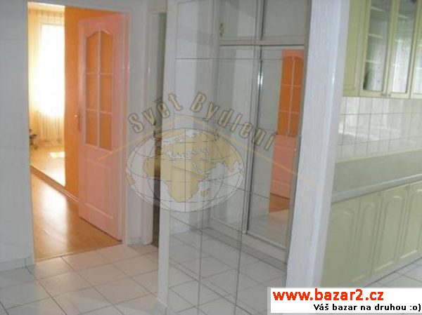 Byt 3+1 s lodžií a sklepem, 73 m2,  po částečné