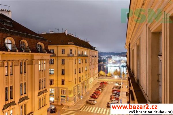 Zařízený půdní byt 4+kk/galerie, 129,3 m2, ul.