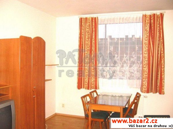 Pronájem bytu 2+kk/B, 64 m2, Praha - Újezd, ul. U
