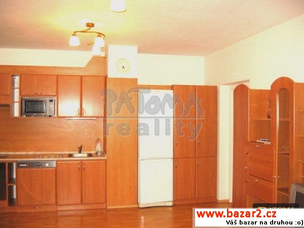 Pronájem bytu 2+kk/B, 64 m2, Praha - Újezd, ul. U