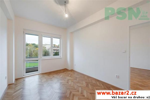 Prostorný byteček 2+kk/B, 54,3 m2, OV, P-6