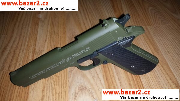 Plynová pistole Colt 1911 na zakázku