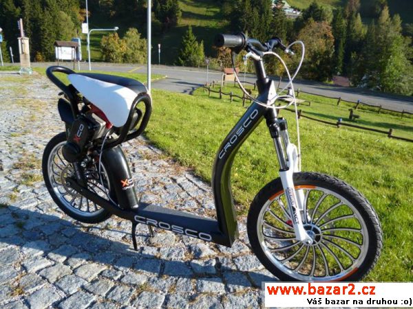 Motorová koloběžka CROSCO