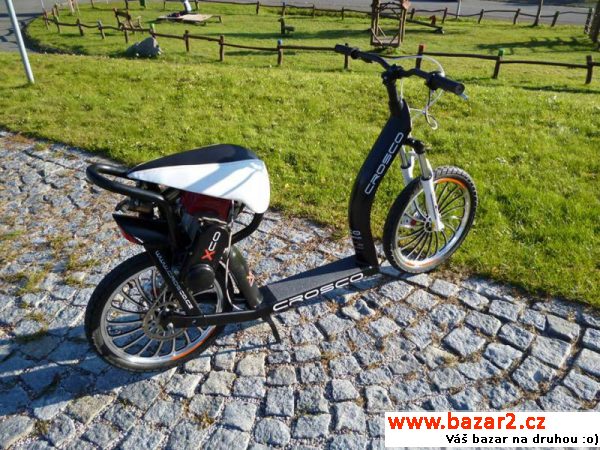 Motorová koloběžka CROSCO
